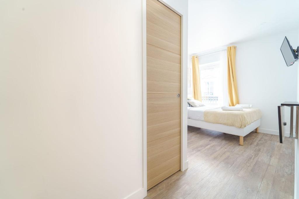 New Studio In Paris 8 Apartment ภายนอก รูปภาพ